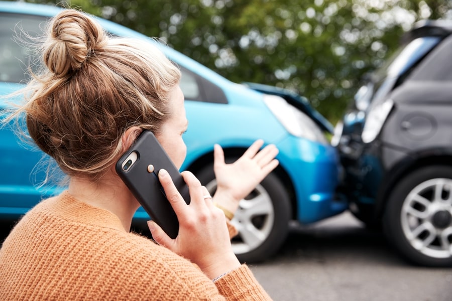 taking pictures at car accident scene